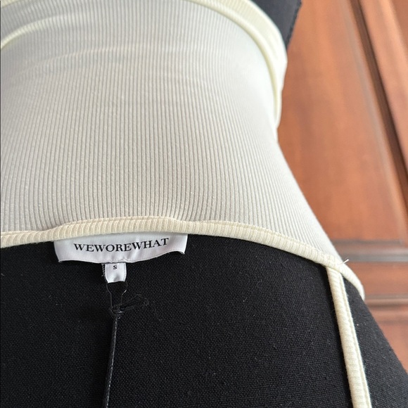 WEWOREWHAT Cream Ribbed Spaghetti Strap Crop Top - Picture 3 of 6